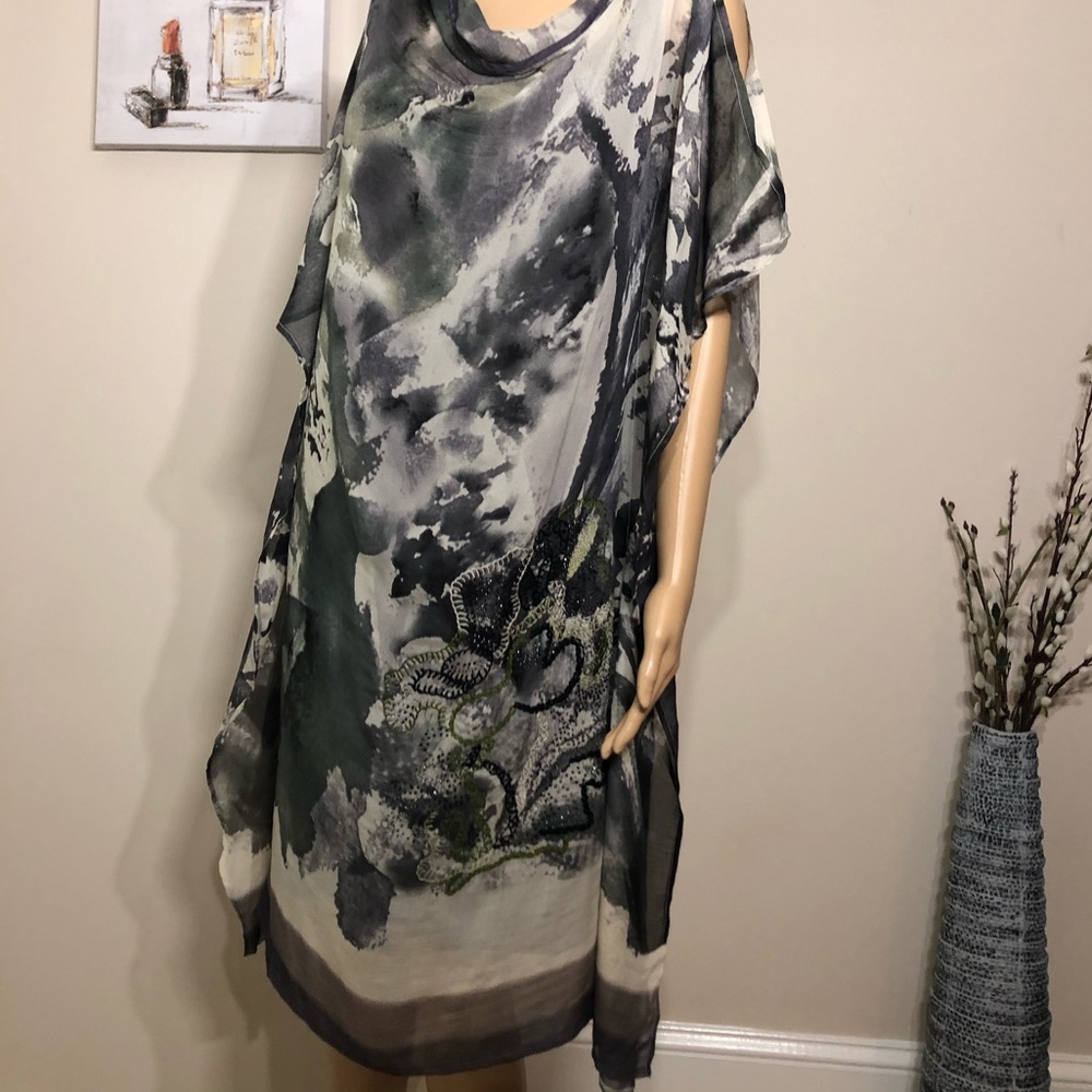 Gold Hawk SILK TIE DYE SHORT CAFTAN SILK